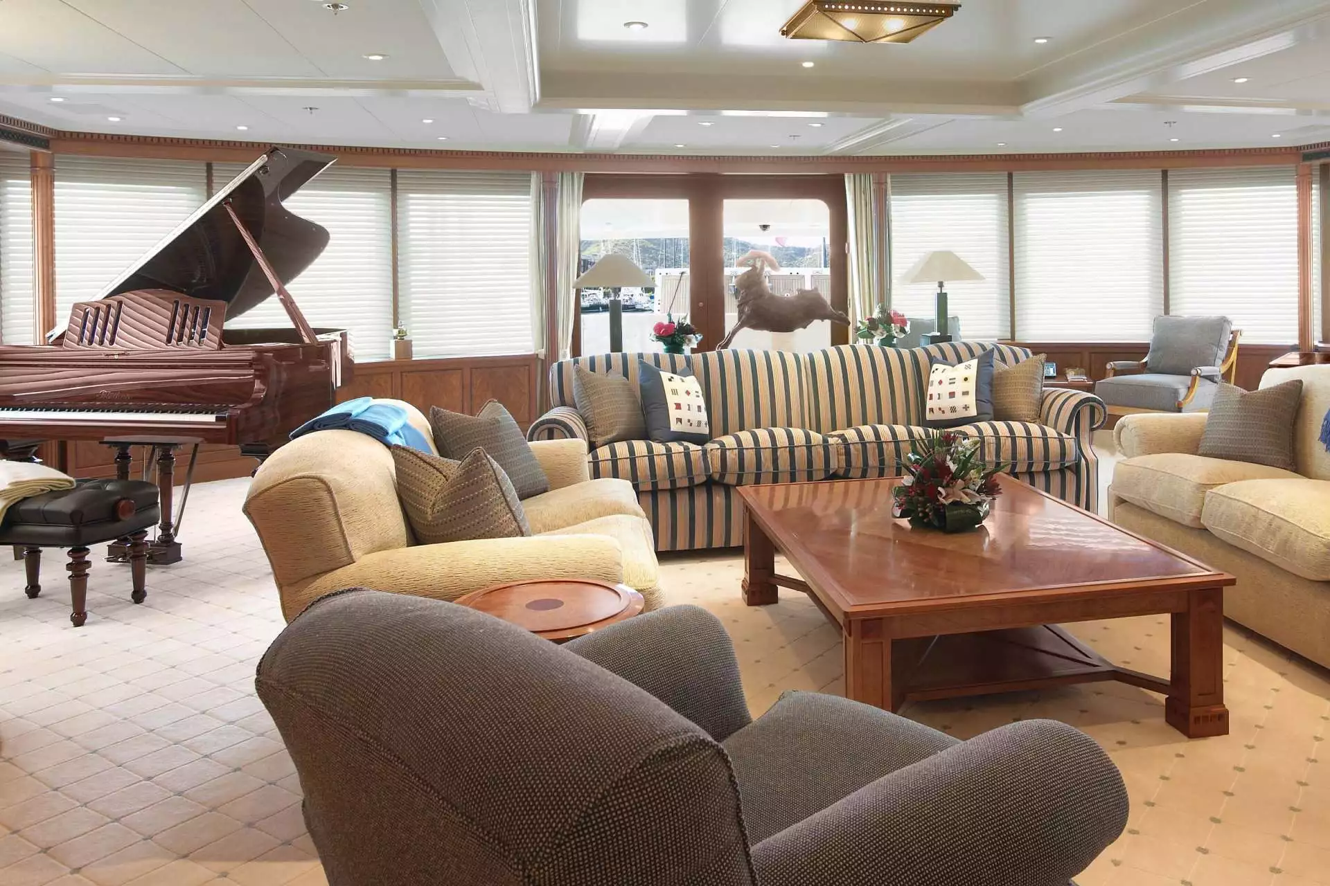 yacht Archimède intérieur