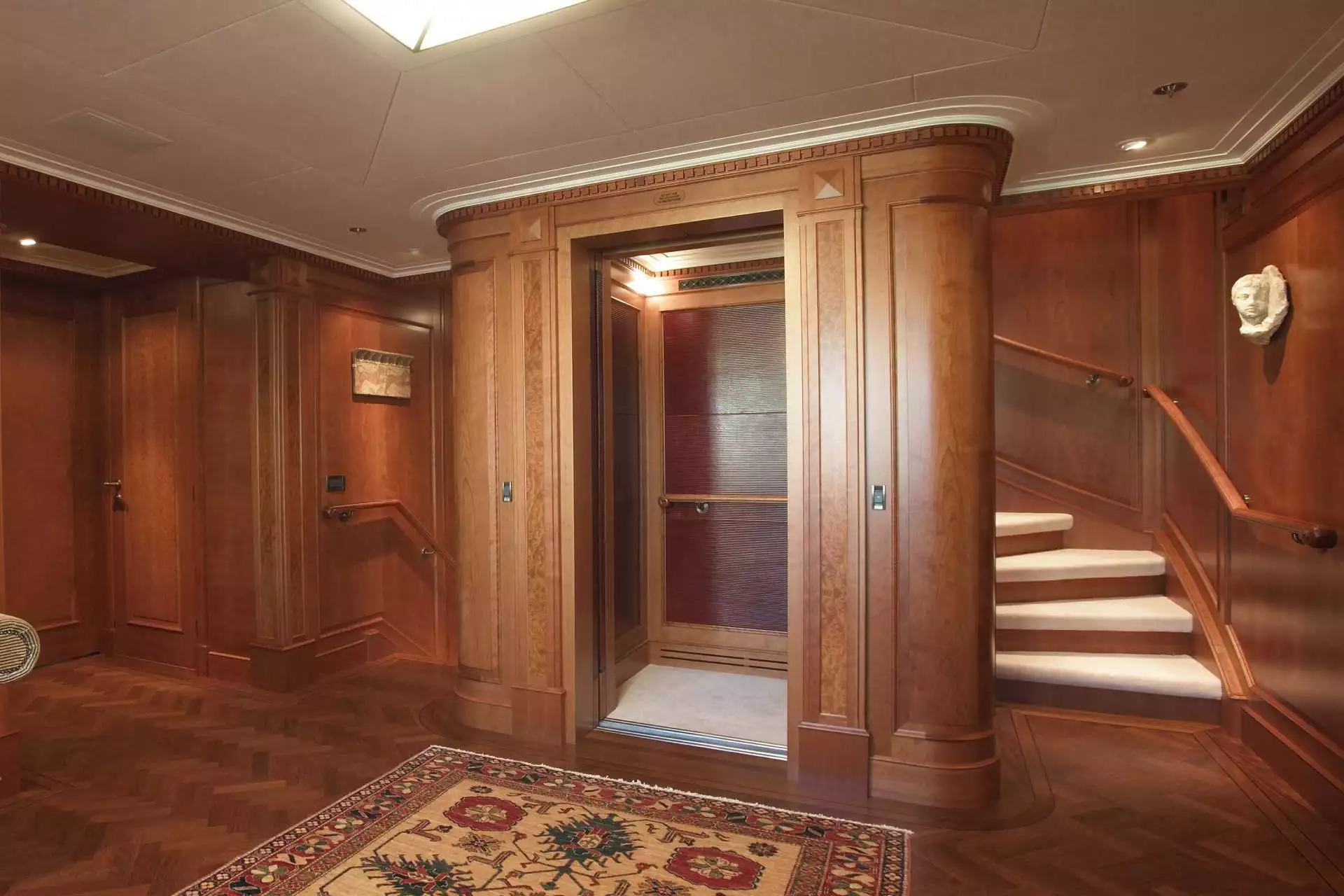 yacht Archimède intérieur