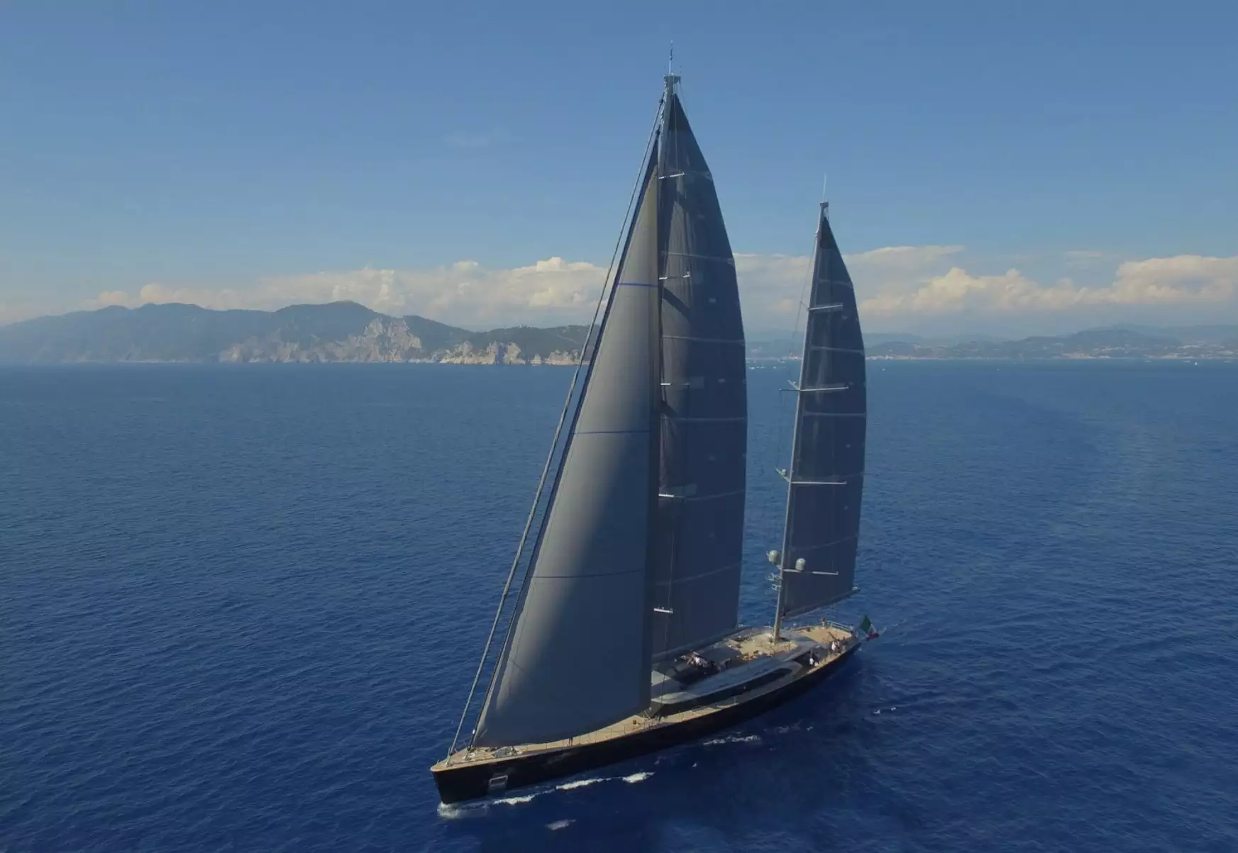 Yate BADIS 1 • Perini Navi • 2016 • Propietario Rey de Marruecos