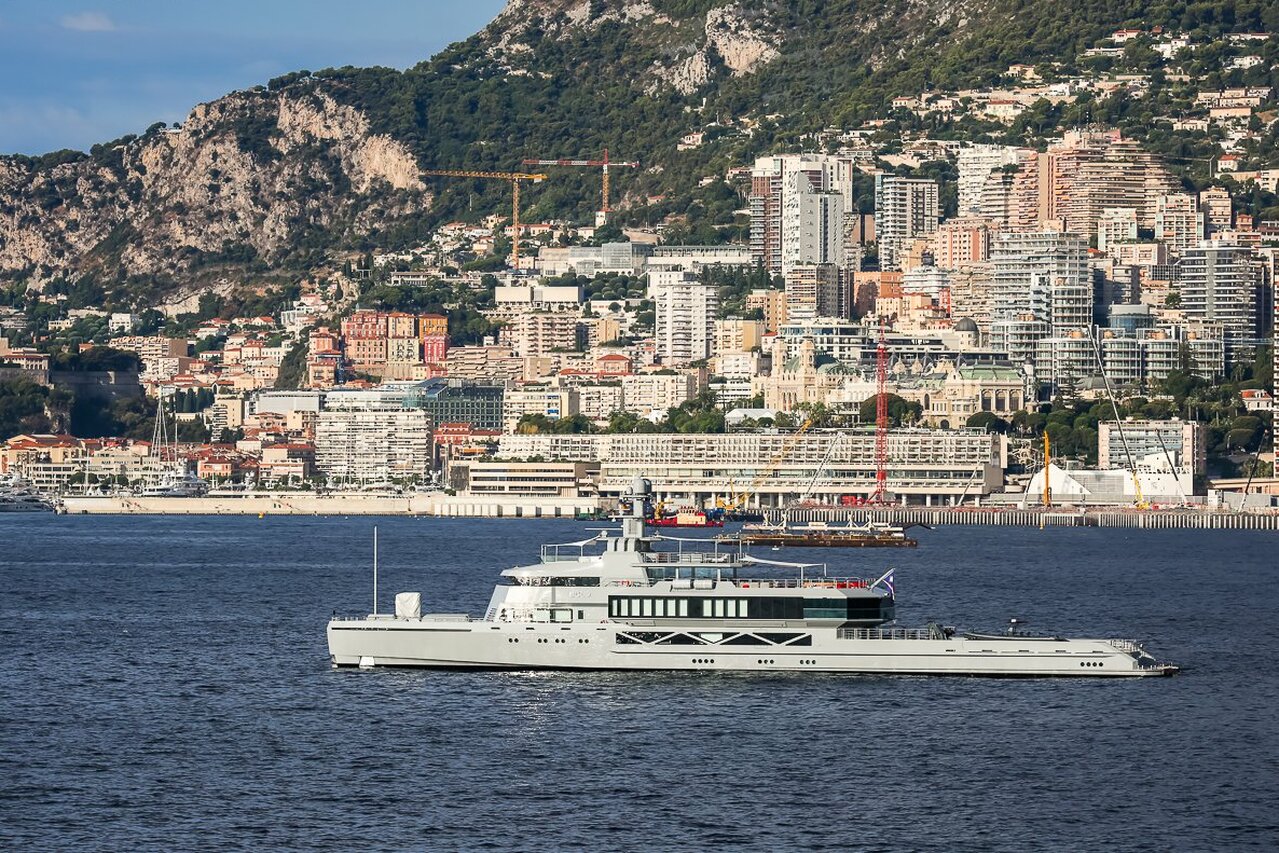 Yacht Bold – 85m – Silver Yachts – Guido Krass