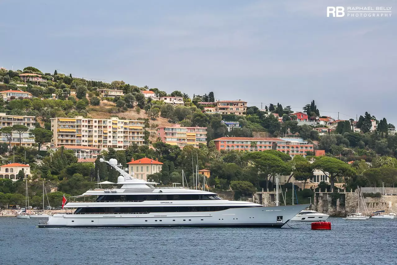 Yate DRIZZLE • Feadship • 2012 • propietario Amancio Ortega