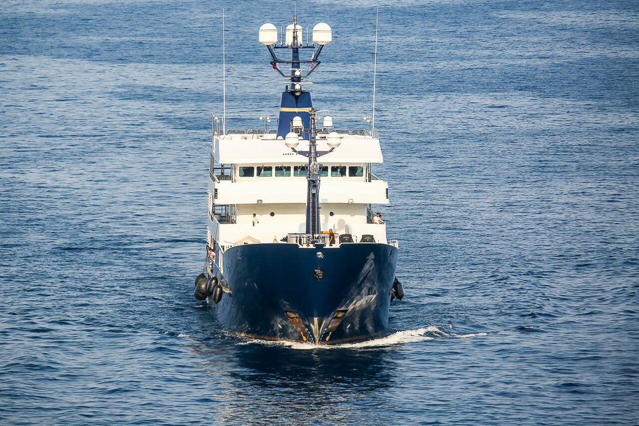 FORCE BLUE Yacht • Royal Denship • 2002 • Owner Flavio Briatore