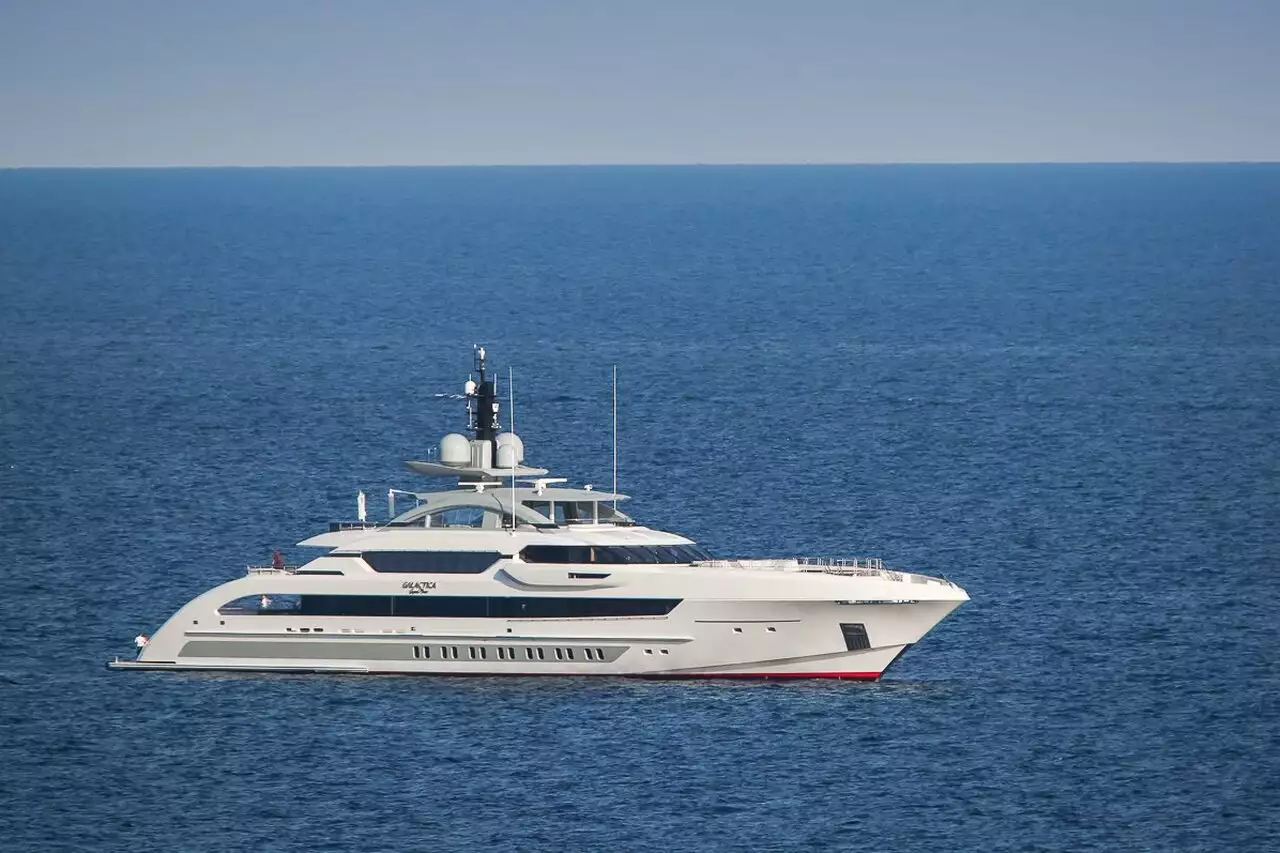 GALACTICA SUPER NOVA Yacht • Heesen • 2016 • ਮਾਲਕ Vagit Alekperov