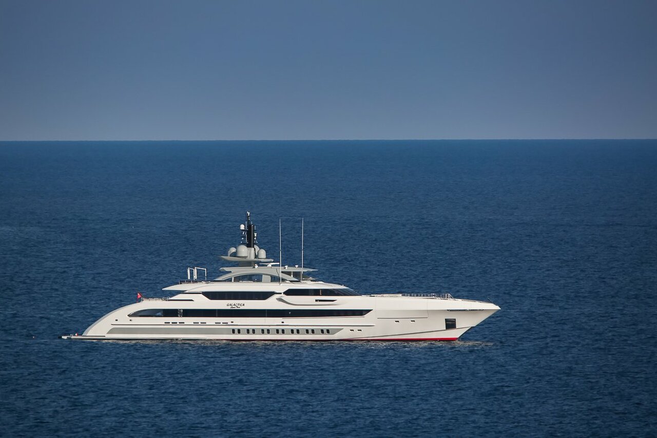 GALACTICA SUPER NOVA Yacht • Heesen • 2016 • Proprietario Vagit Alekperov