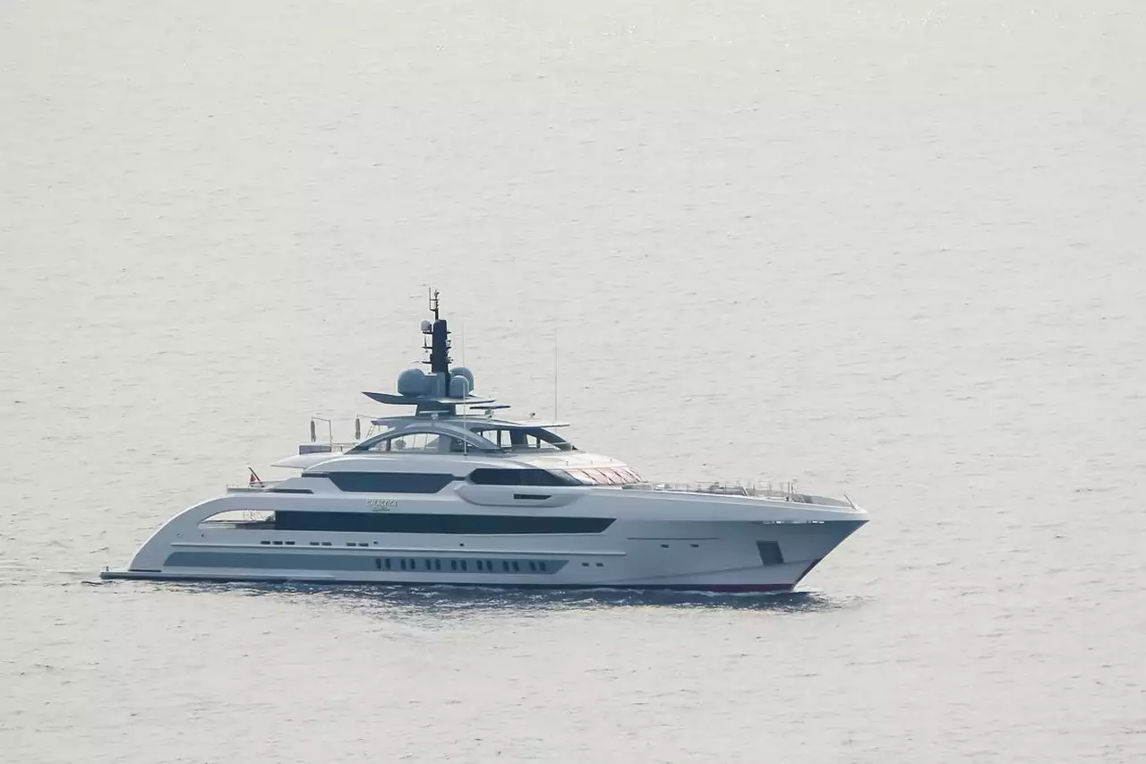 GALACTICA SUPER NOVA Yacht • Heesen • 2016 • ਮਾਲਕ Vagit Alekperov