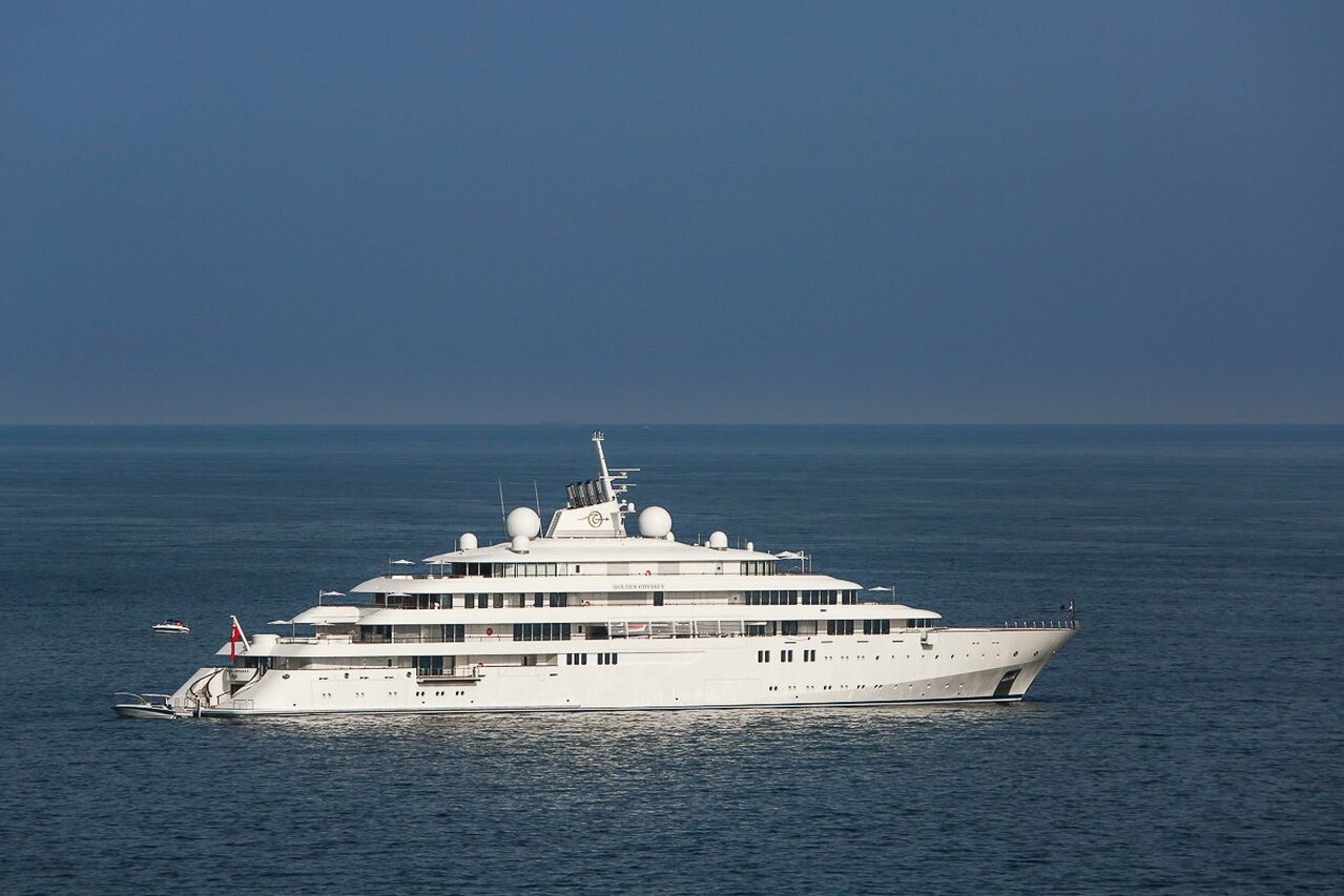 GOLDEN ODYSSEY Yacht • Lurssen • 2015 • 123m • Propriétaire Prince Khaled bin Sultan