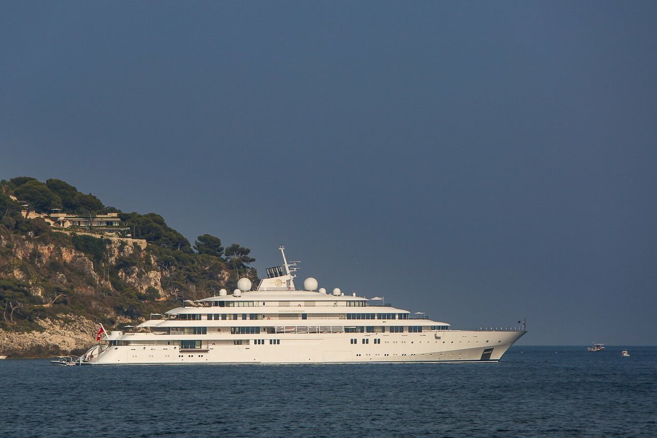 Yate GOLDEN ODYSSEY • Lurssen • 2015 • 123m • Propietario Príncipe Khaled bin Sultan