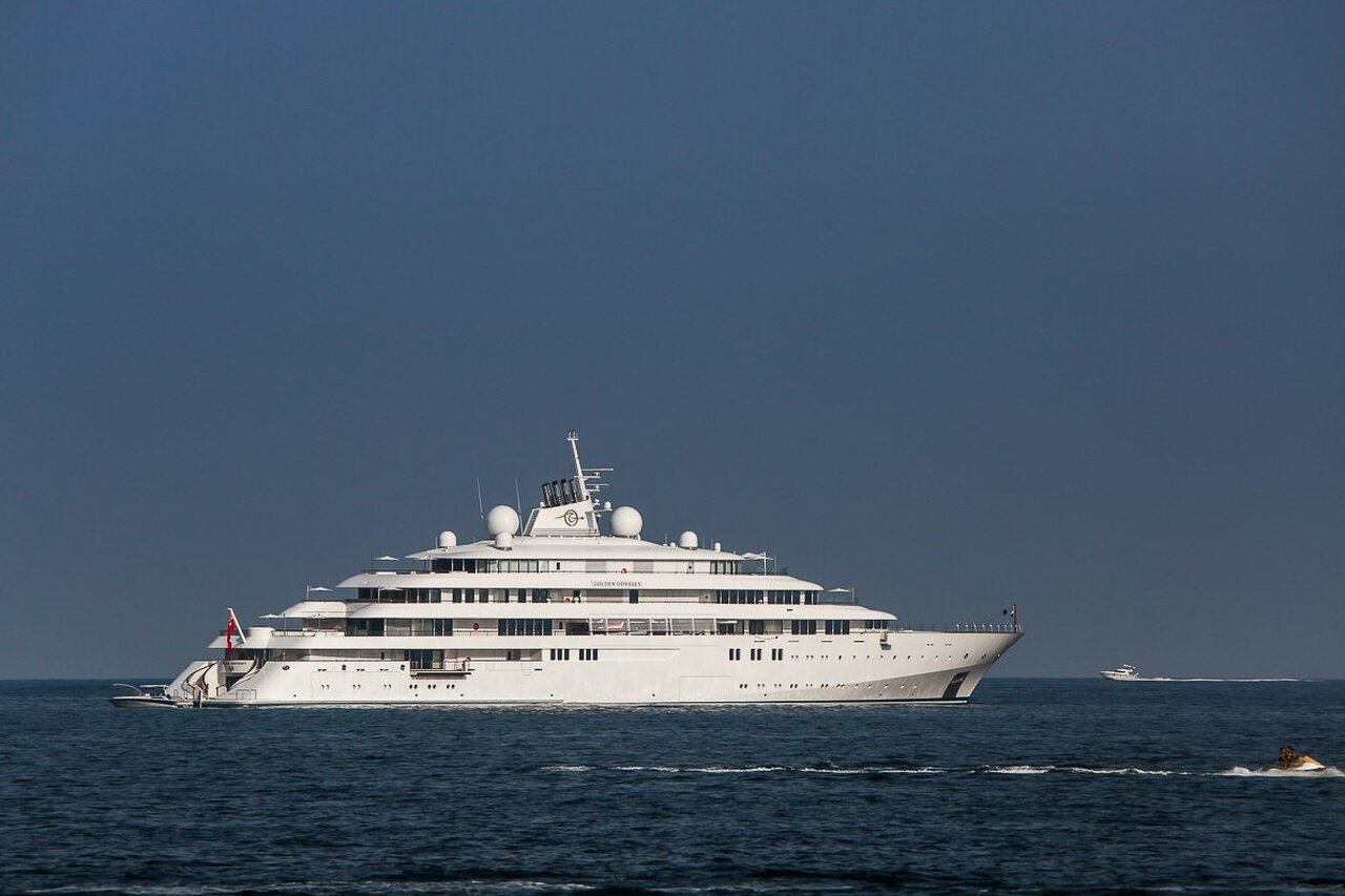 GOLDEN ODYSSEY Yacht • Lurssen • 2015 • 123m • Propriétaire Prince Khaled bin Sultan