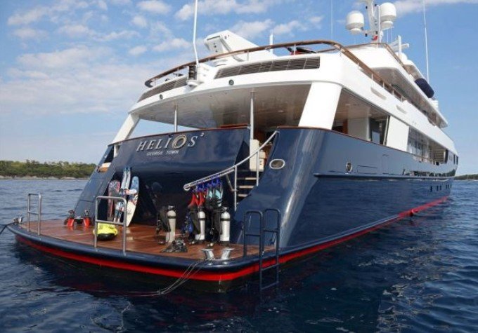 yacht Helios 2