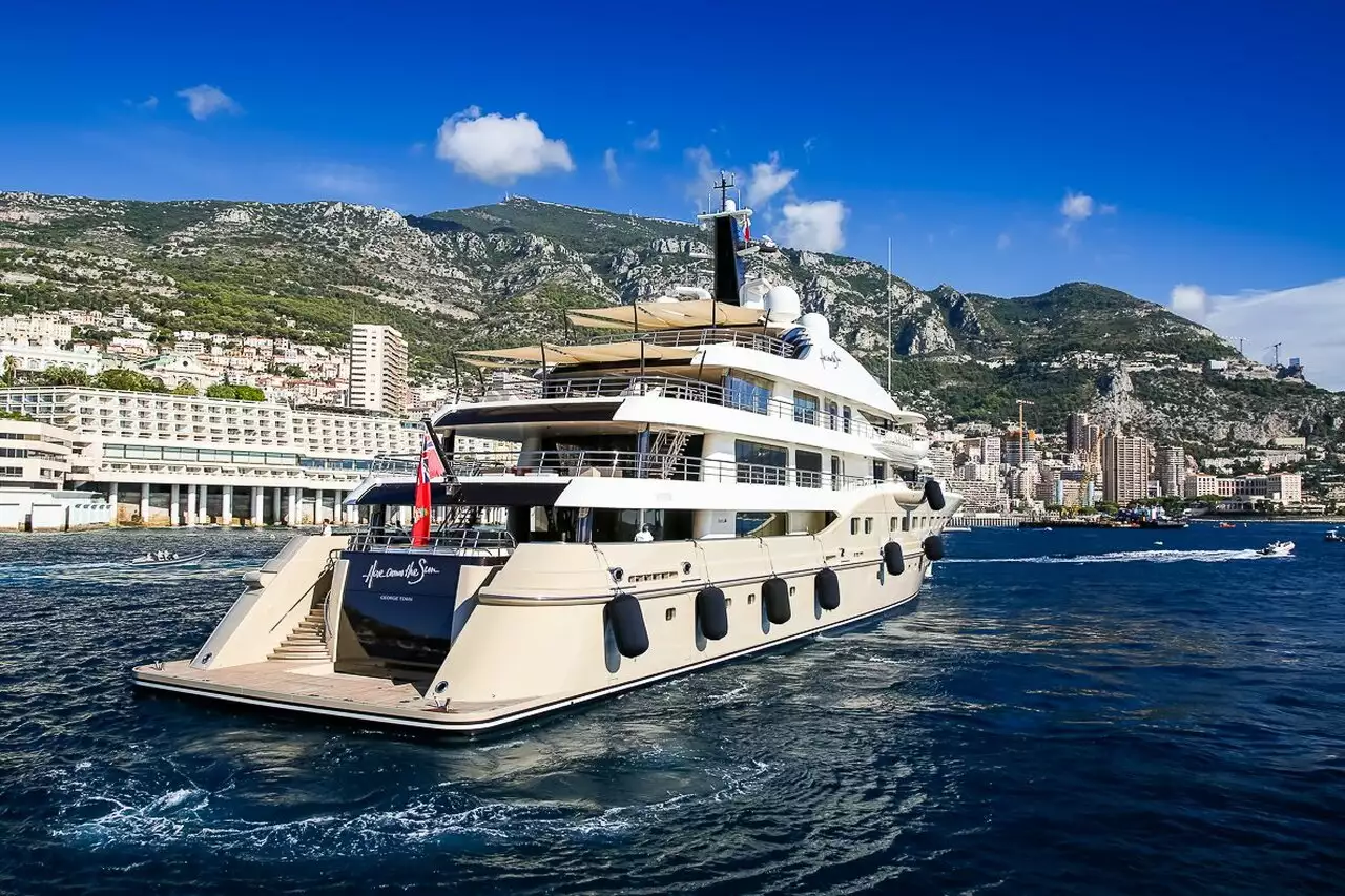 yacht Here Comes The Sun – 83m – Amels - Alexander Dzhaparidze