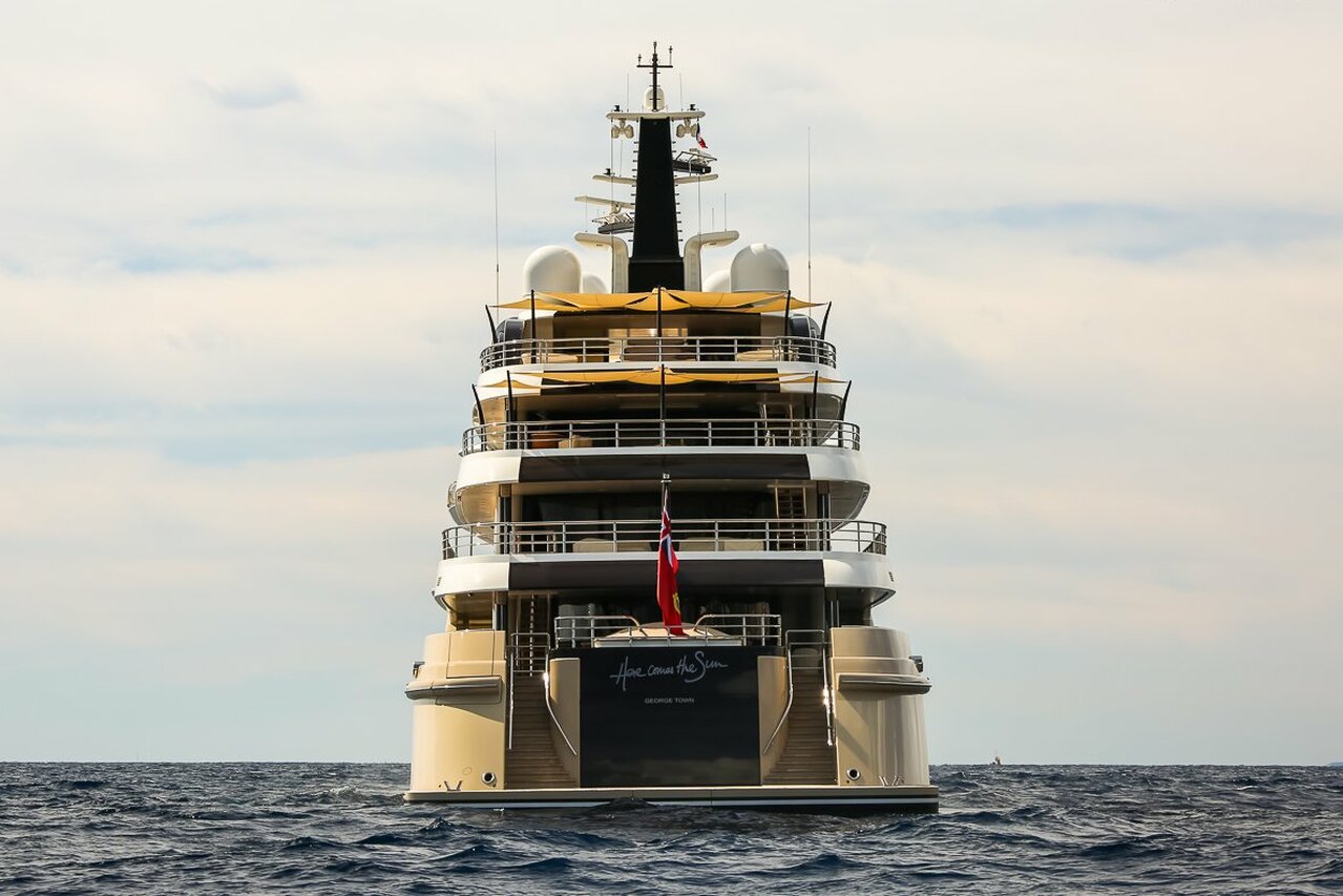 yacht Here Comes The Sun – 83m – Amels – Alexander Dzhaparidze