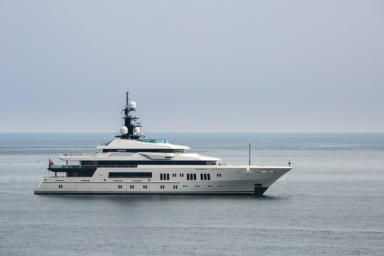 HERMITAGE Yacht • Lurssen • 2011 • Propriétaire Anatoly Sedykh