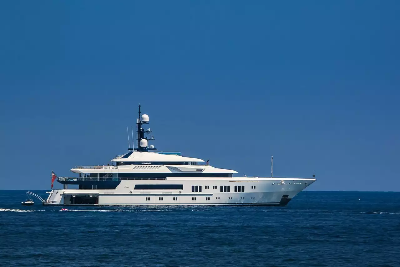 Iate HERMITAGE • Lurssen • 2011 • Proprietário Anatoly Sedykh