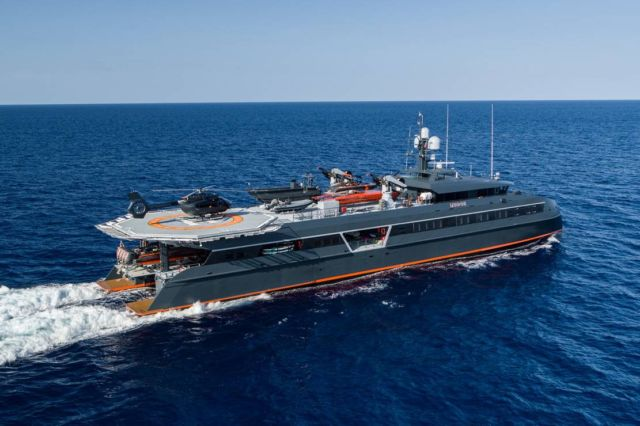 yacht Hodor (support vessel to Lonian) - Lorenzo Fertitta