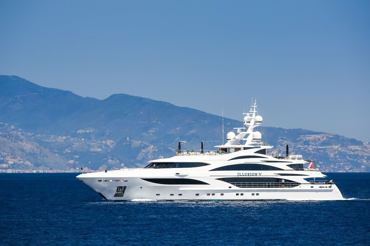 яхта Illusion V – Benetti – 2002 – Бретт Палос