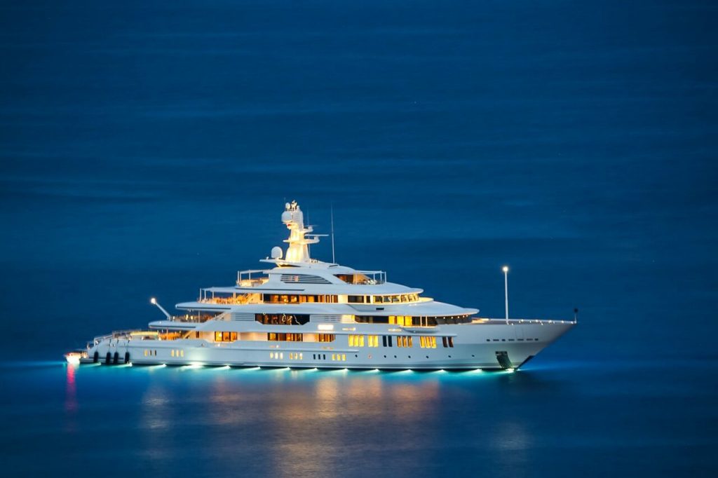 yacht Infinity - 89m - Oceanco - Eric Smidt