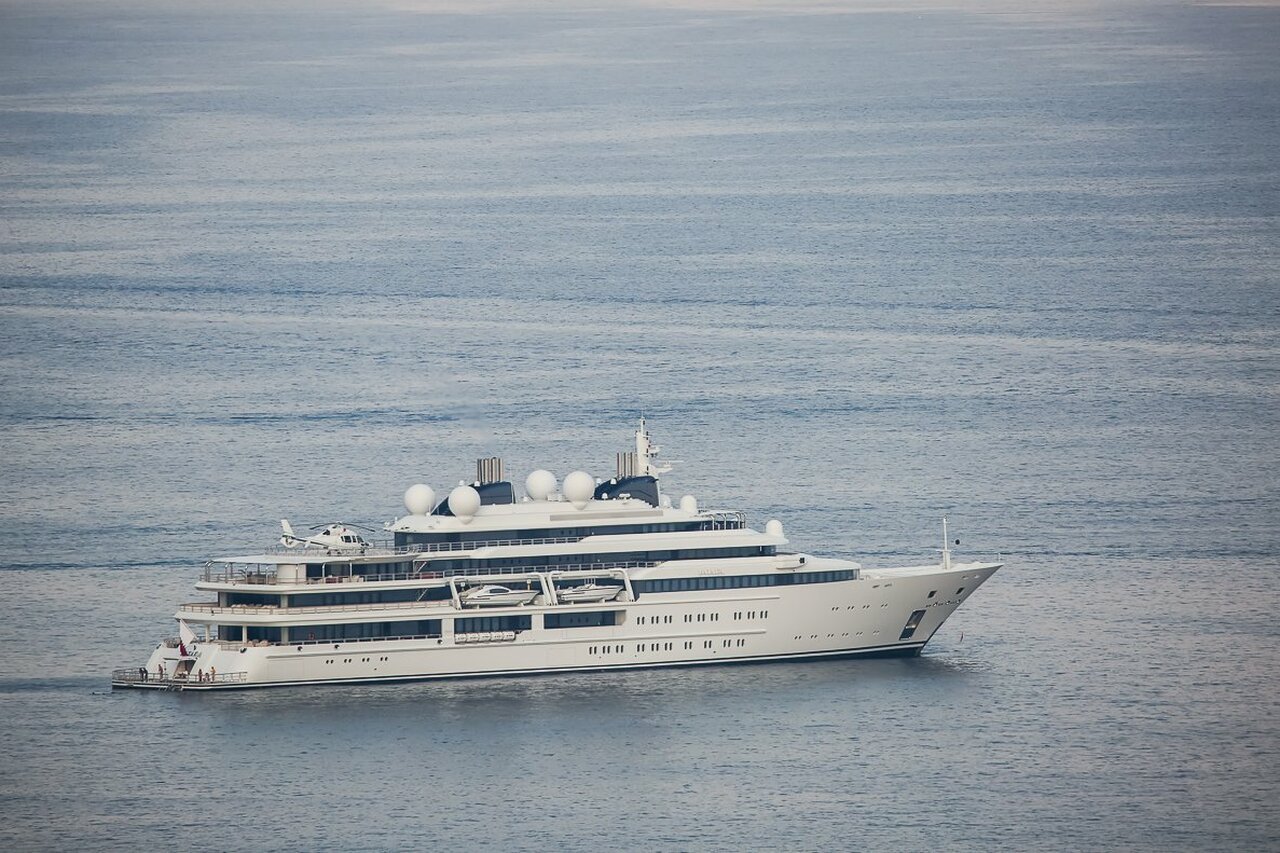 KATARA Yacht • Lurssen • 2010 • Propriétaire Emir du Qatar