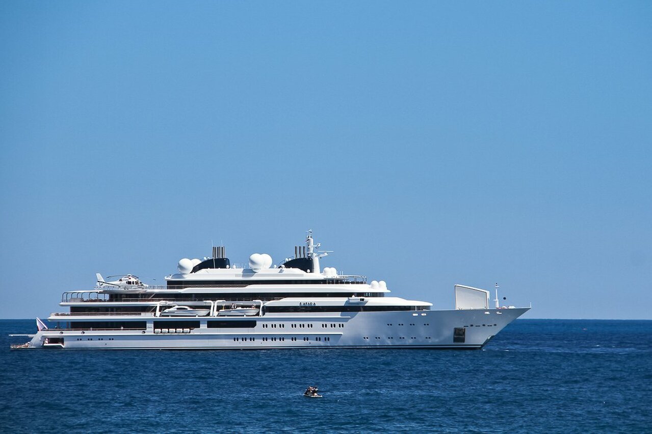 KATARA Yat • Lurssen • 2010 • Sahibi Katar Emiri