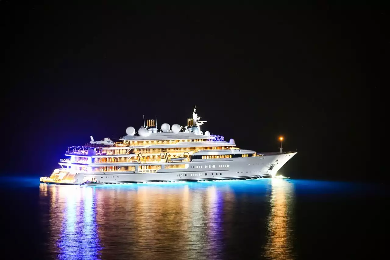 KATARA Yat • Lurssen • 2010 • Sahibi Katar Emiri