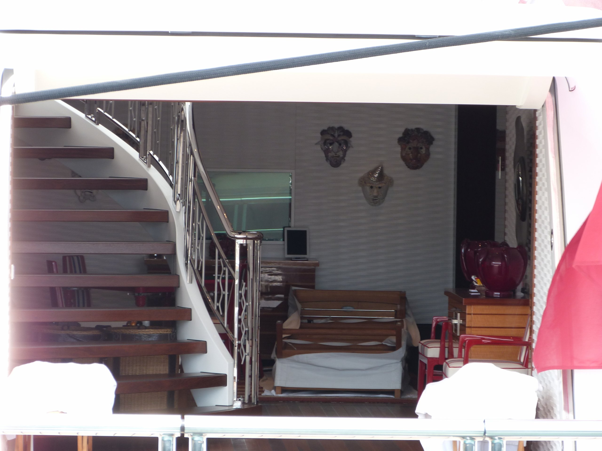 Interior do iate Lurssen Katara