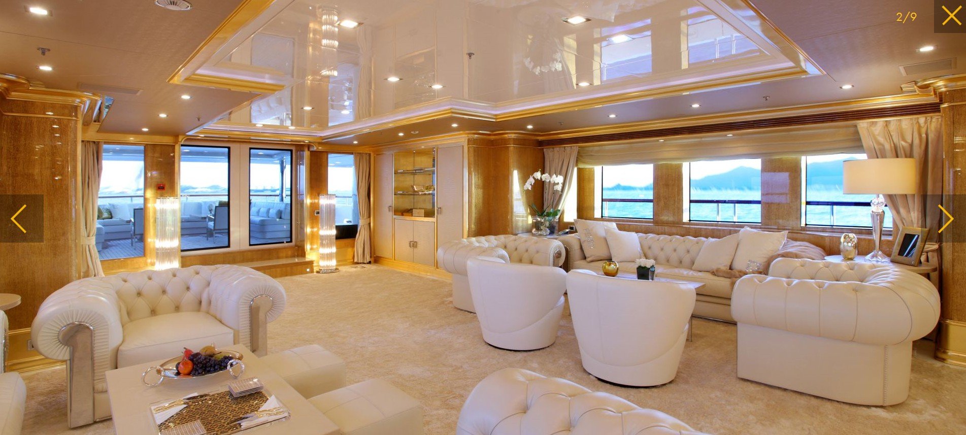 Interior del yate Lady Lara