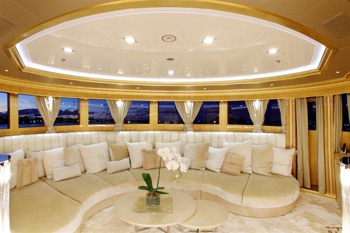yacht Lady Lara interior
