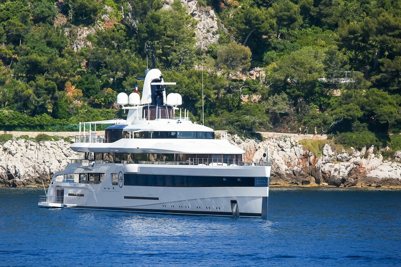 Yate LADY S • Feadship • 2018 • Propietario Dan Snyder