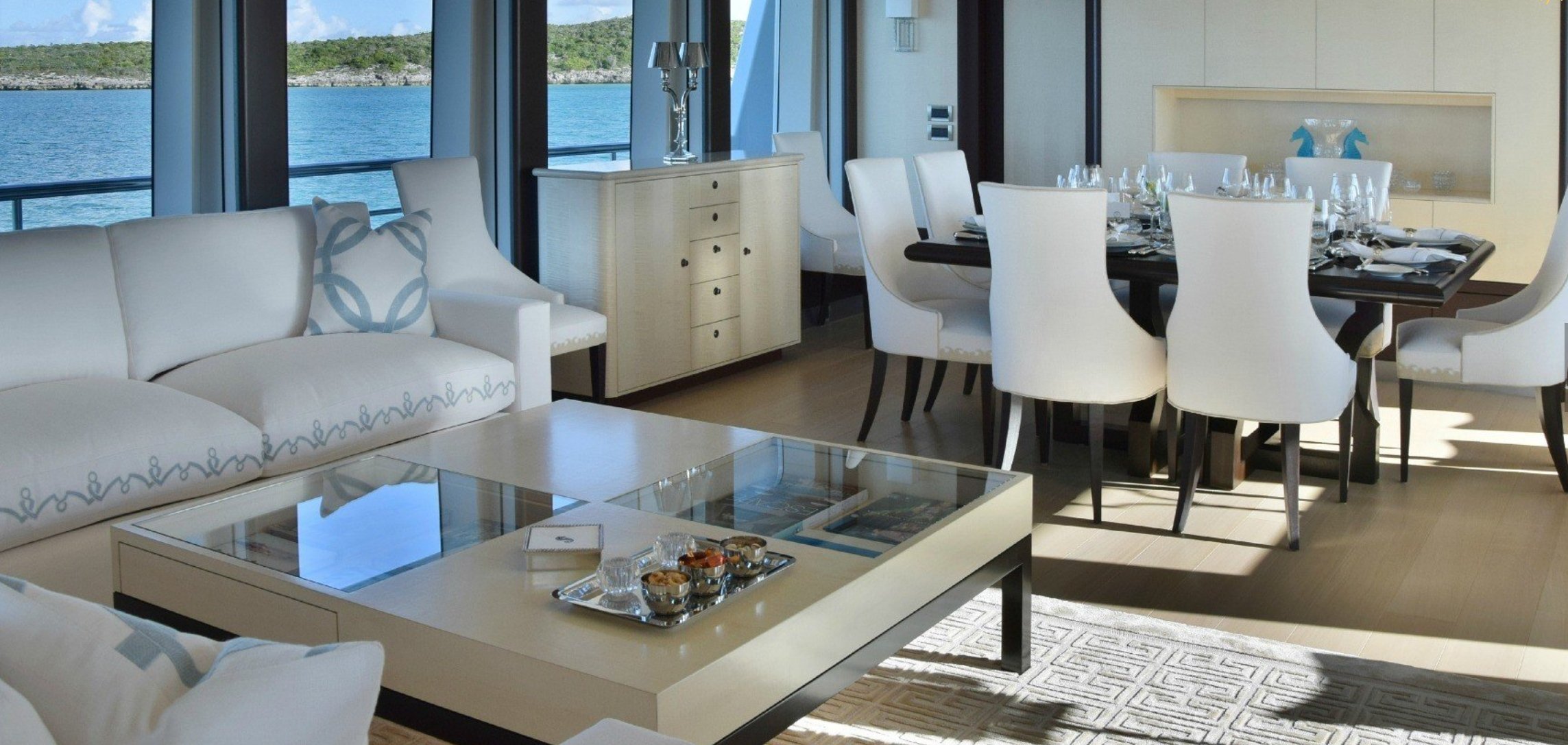 Interior del yate Lurssen Madsummer