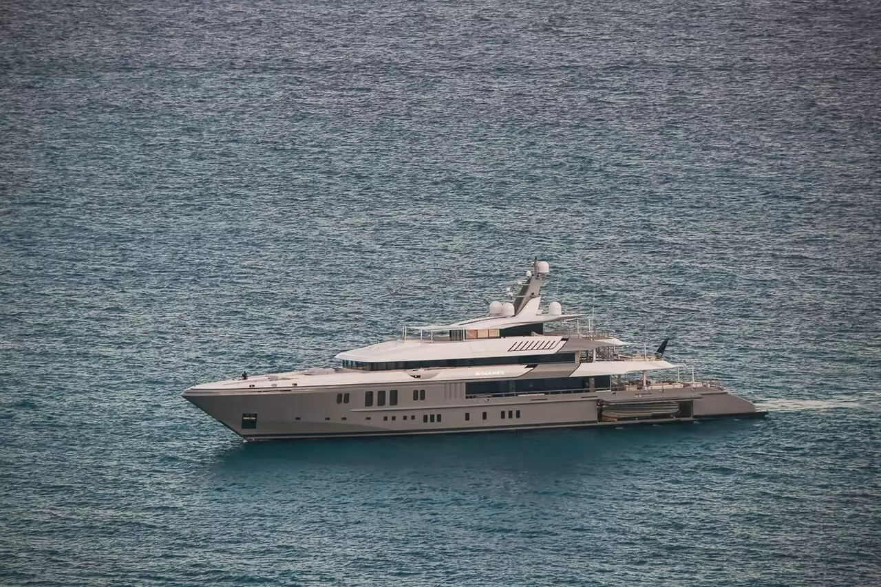 Yacht Mogambo - 74m - Nobiskrug - Besitzer Jan Koum