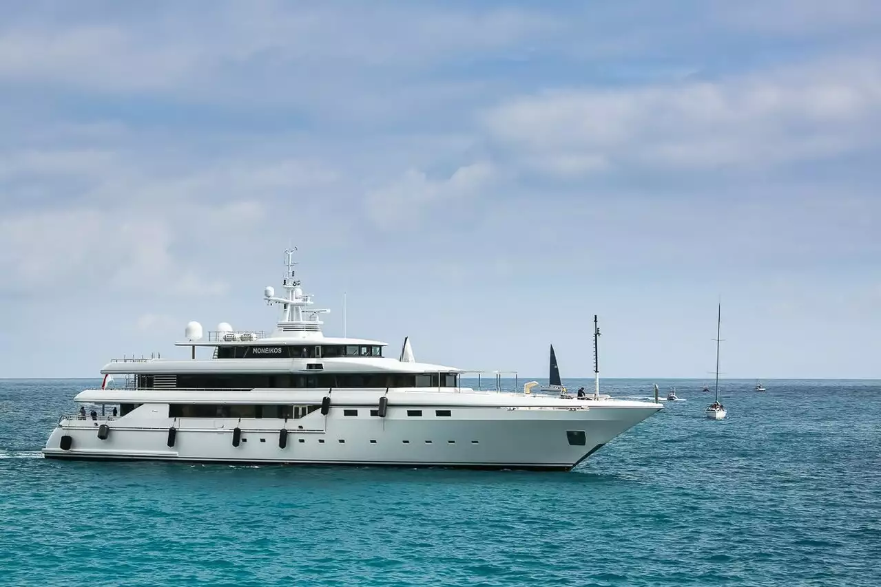 MONEIKOS Yacht • Codecasa • 2006 • المالك ليوناردو ديل فيكيو