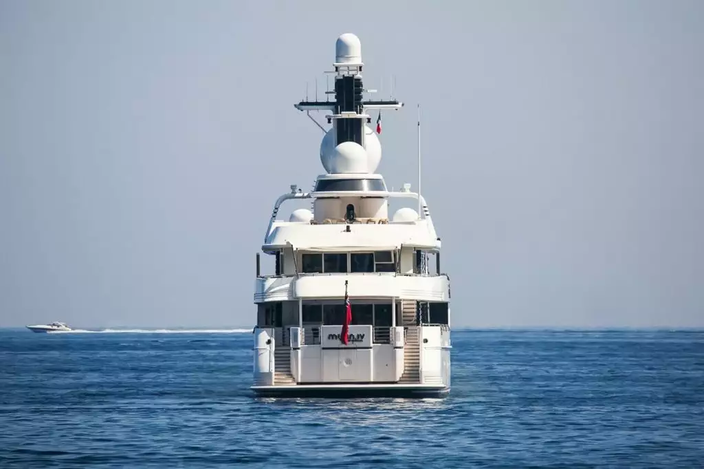 MYLIN IV Yacht • Feadship • 1992 • Propriétaire Micky Arison