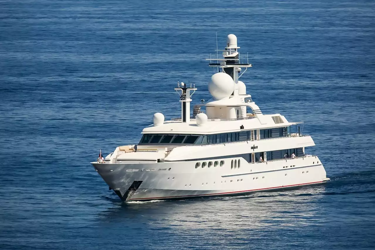 MYLIN IV Yacht • Feadship • 1992 • Propriétaire Micky Arison