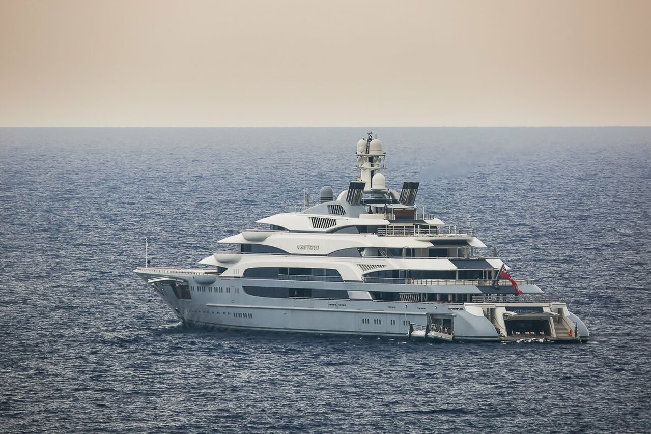 Yacht OCEAN VICTORY • Fincantieri • 2014 • Propriétaire Viktor Rashnikov