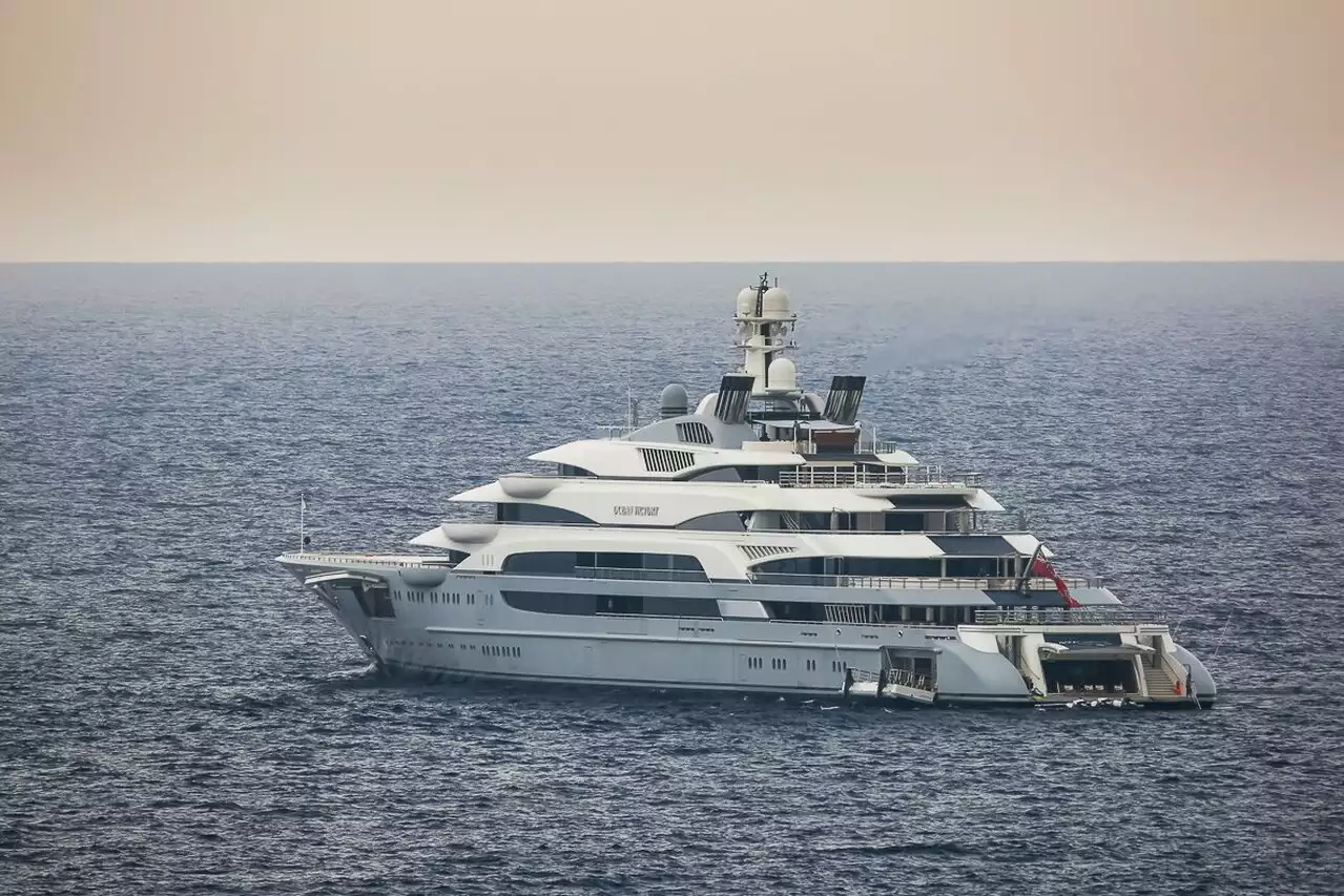 OCEAN ZAFER Yacht • Fincantieri • 2014 • Sahibi Viktor Rashnikov