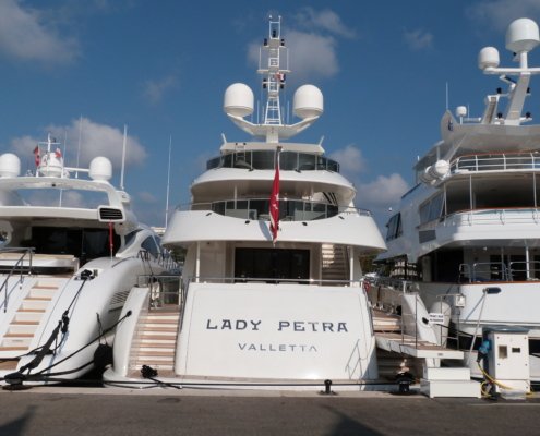yacht Odyssea (ex Como, ex Lady Petra)
