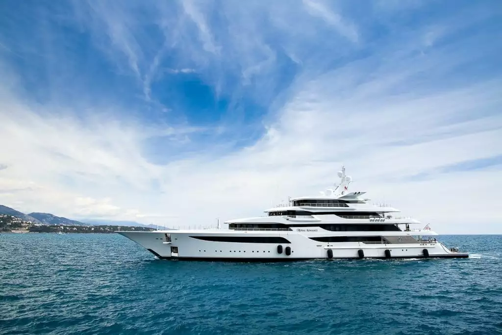 yacht Royal Romance – 92m – Feadship - Viktor Medvedchuk