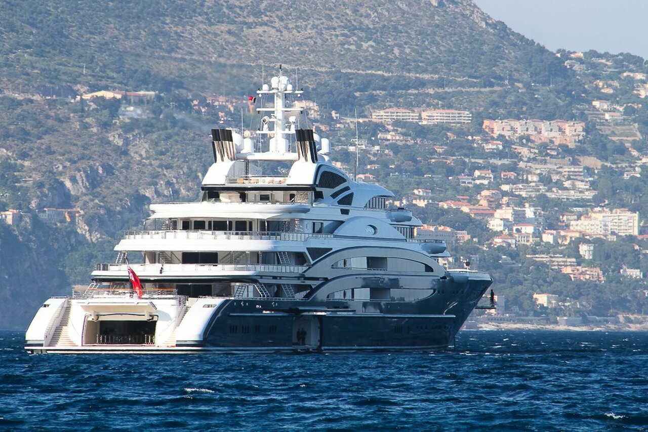 SERENE Yacht • Fincantieri • 2011 • Proprietario Yuri Shefler