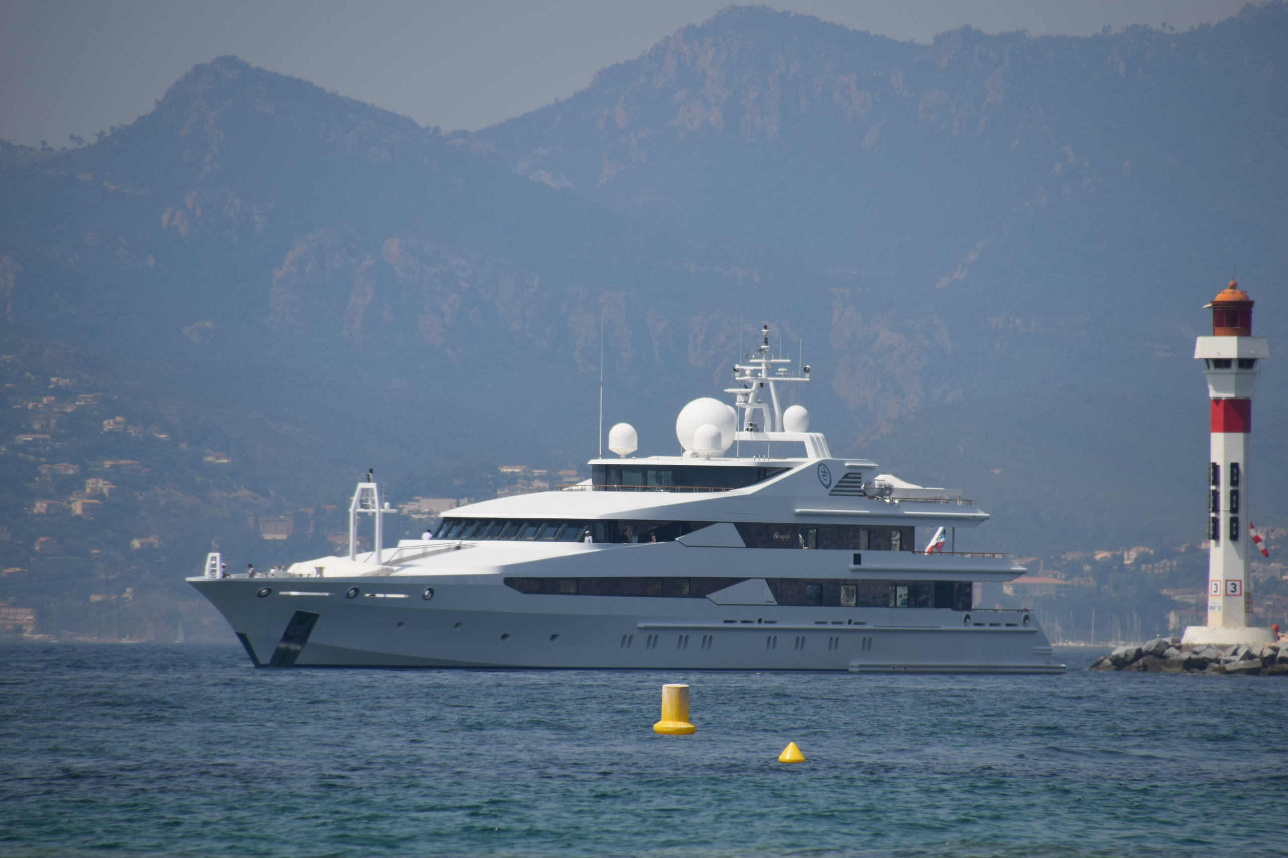 Stargate yacht Oceanco