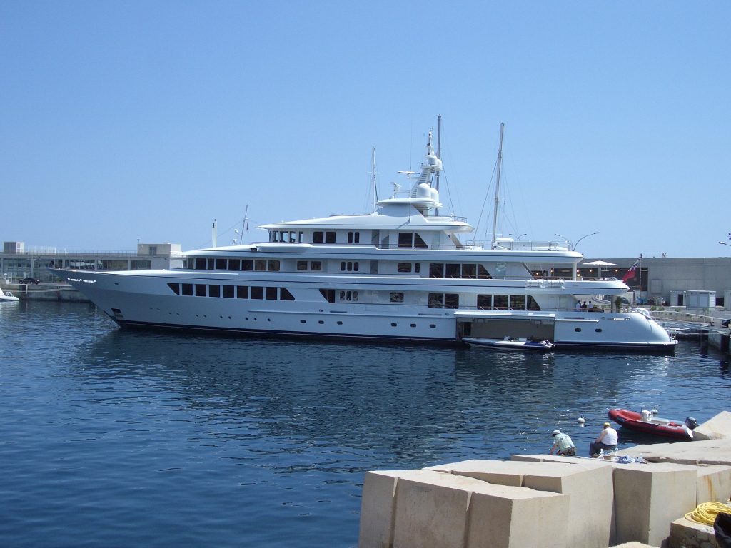 Яхта UTOPIA • Feadship • 2004 • Владелец Билл Миллер