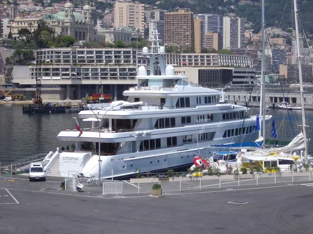 UTOPIA Jacht • Feadship • 2004 • Eigenaar Bill Miller