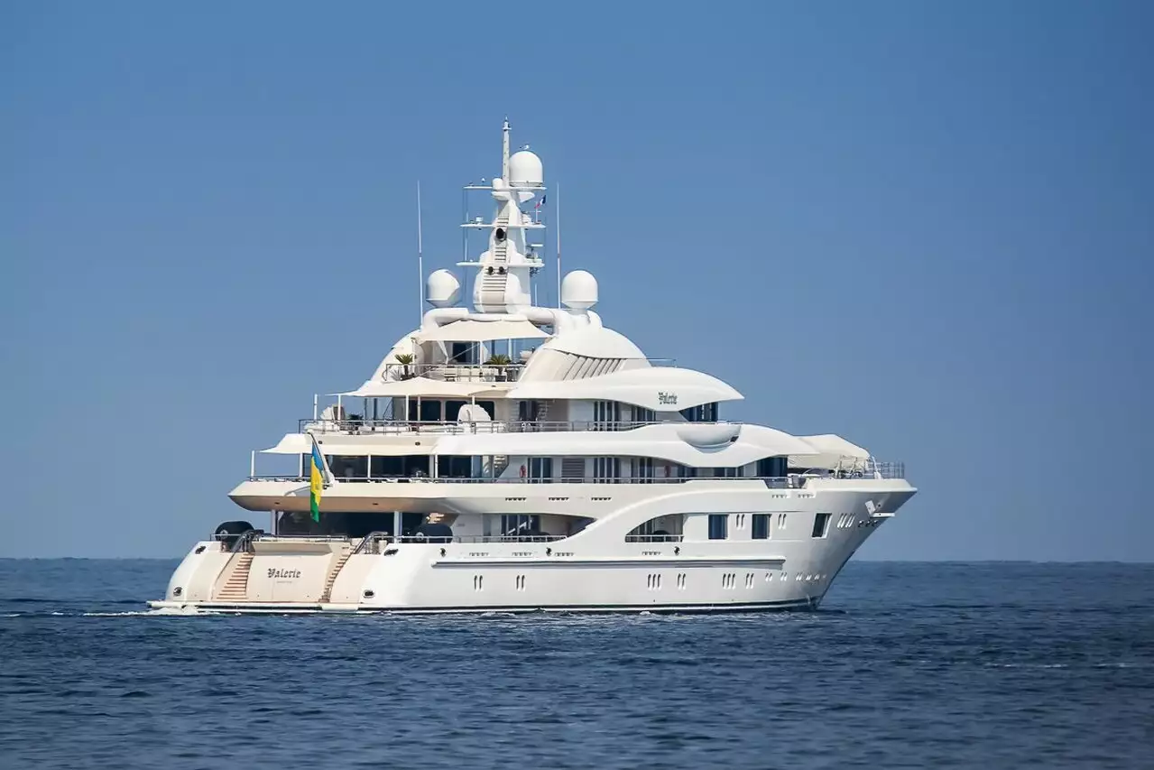 VALERIE Yacht • Lurssen • 2011 • Propriétaire Sergey Chemezov