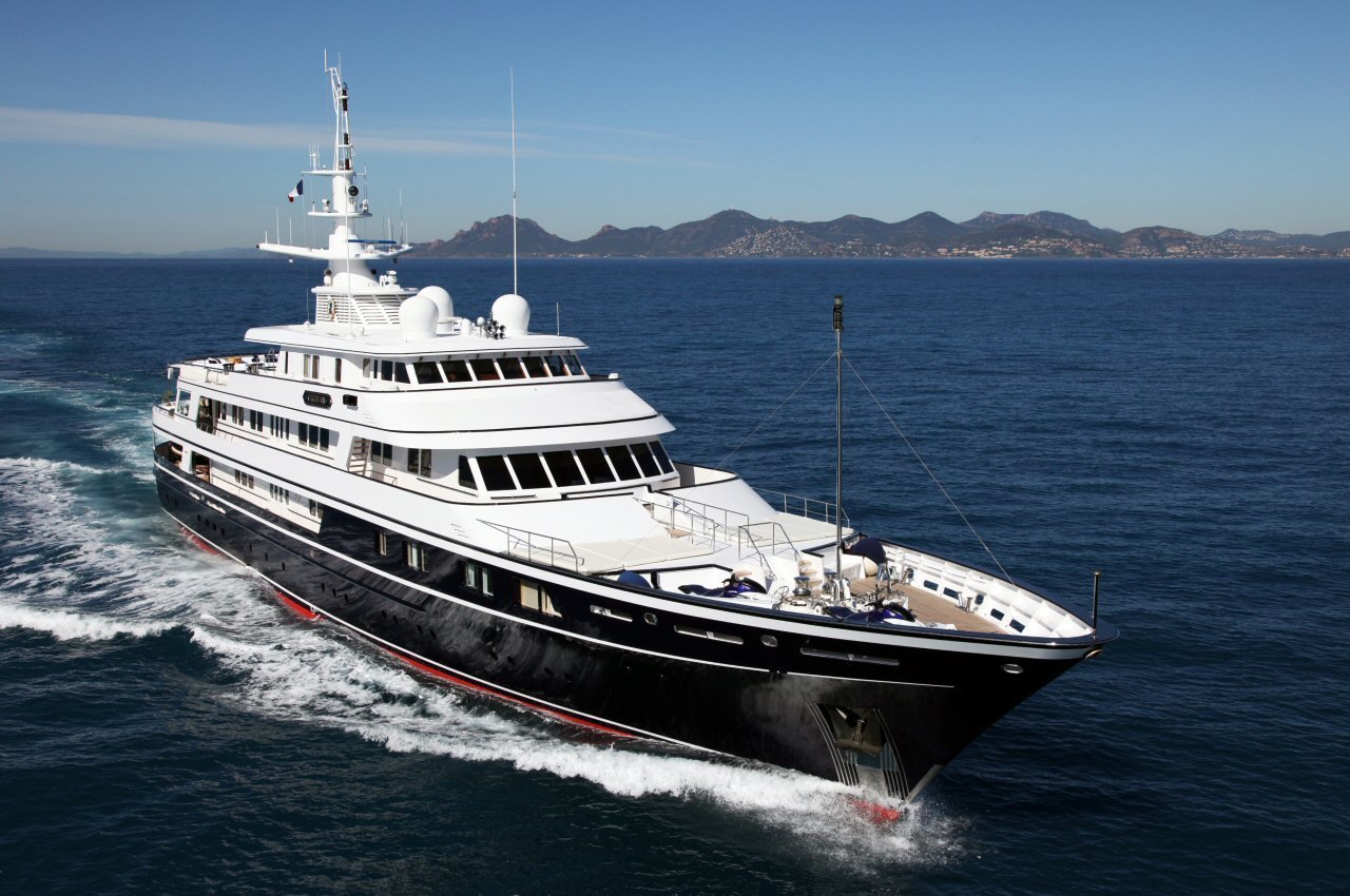 Yate VIRGINIAN • Feadship • 1991 • Propietario Lord Bamford