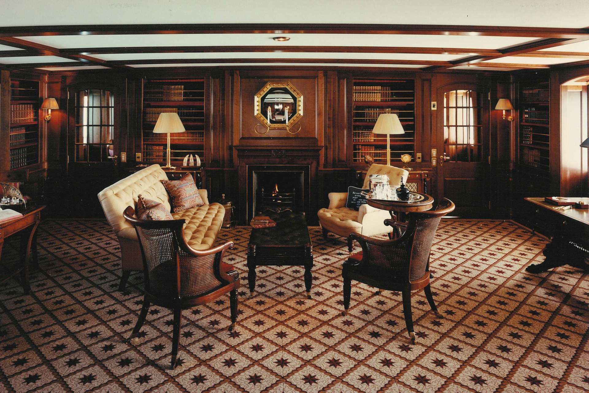 Yate Feadship VIRGINIAN interior