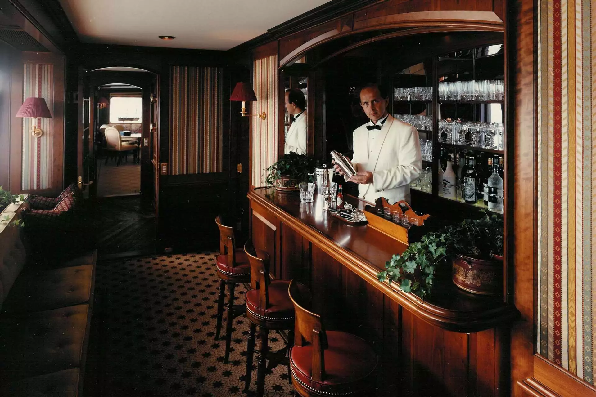 Feadship yacht VIRGINIAN interior