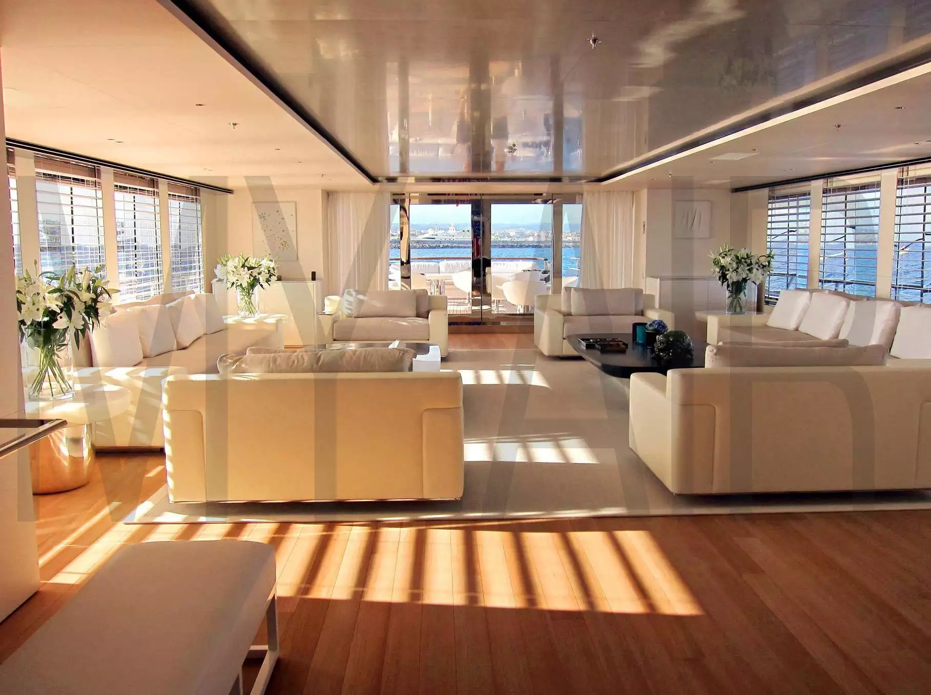 Intérieur du Yacht Air