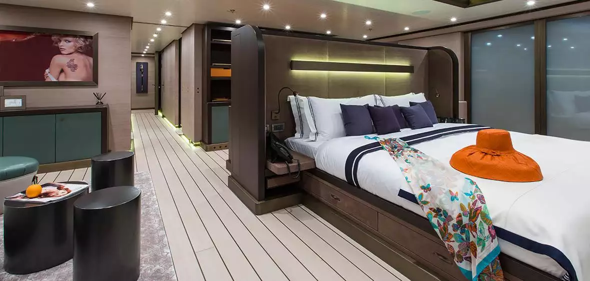 intérieur pour yacht Gene Machine