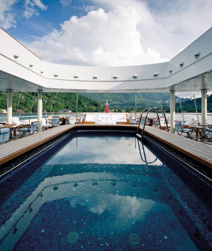 yacht Golden Odyssey interior