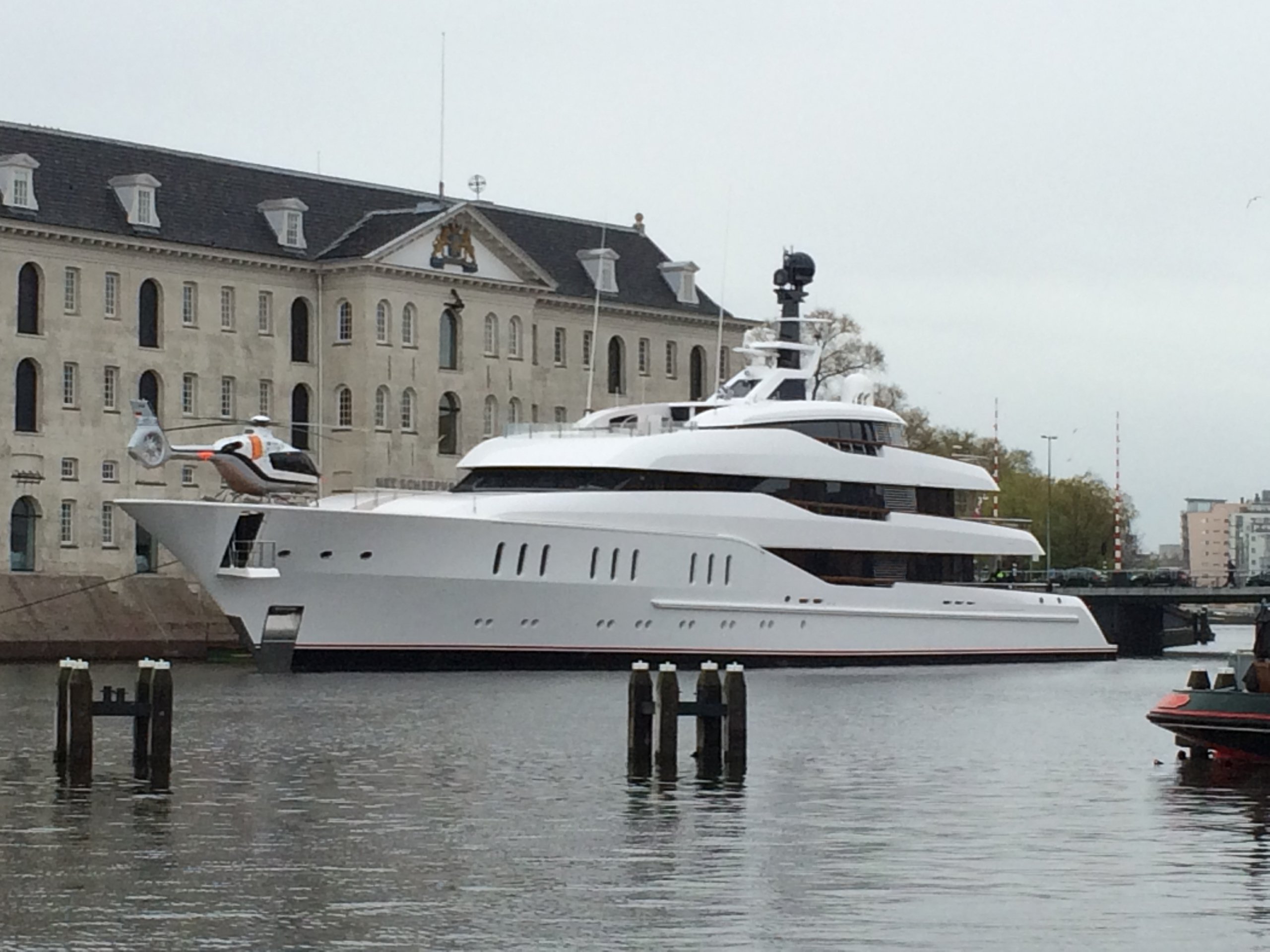 Яхта HAMPSHIRE • Feadship • 2016 г. • 66 м • Владелец Эндрю Карри