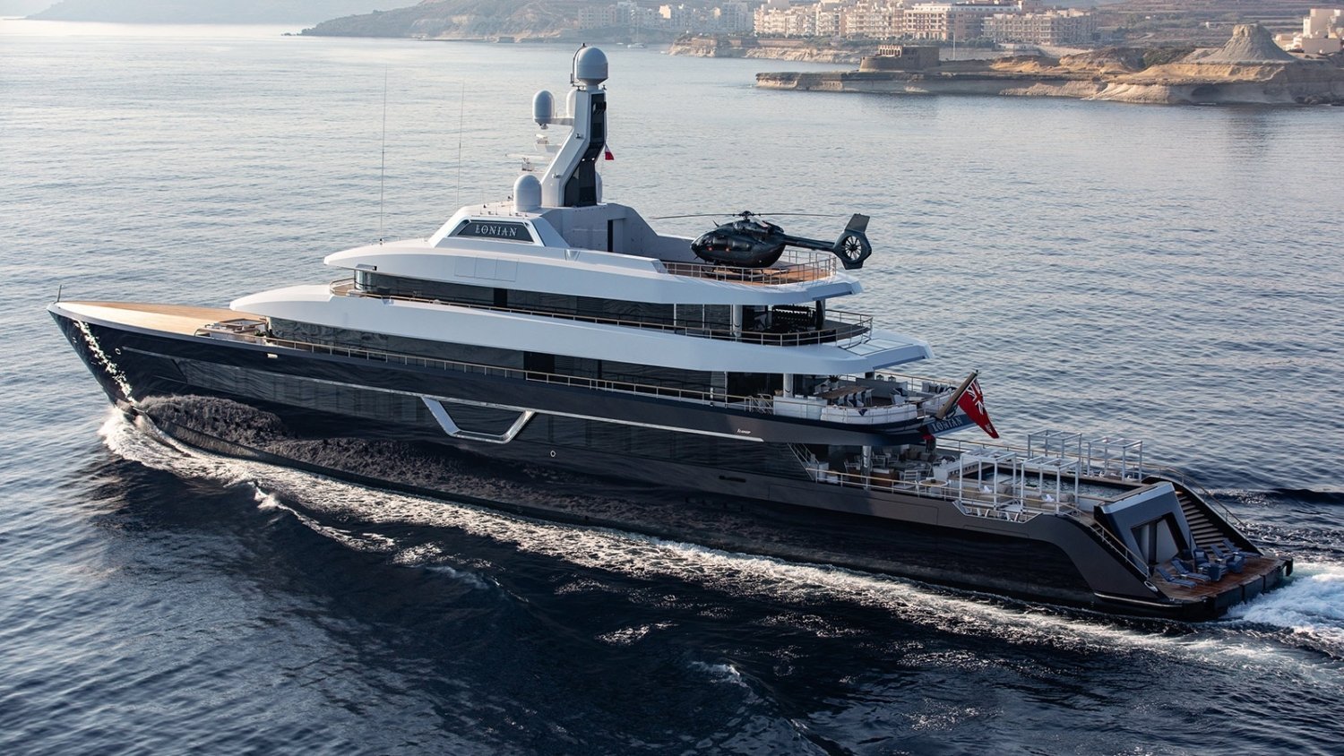 lorenzo joseph fertitta yacht