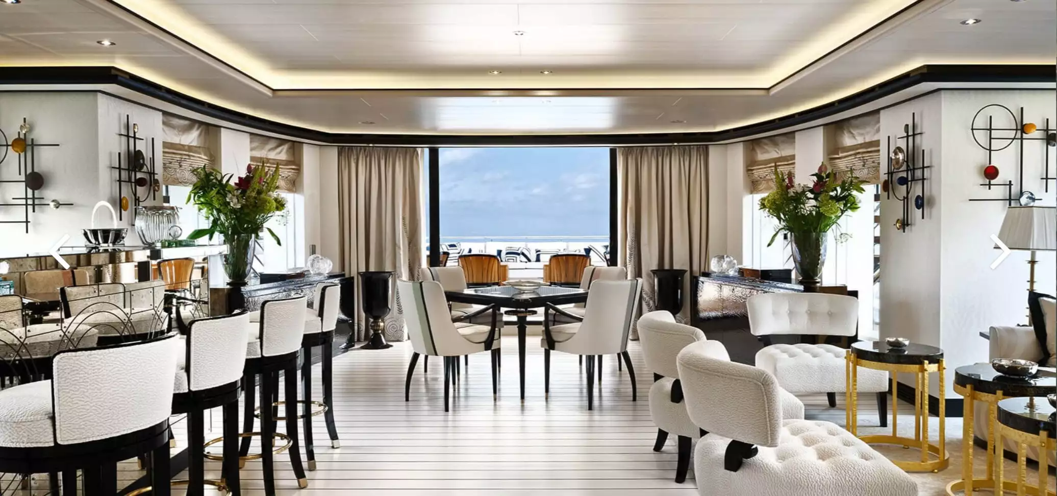 yacht Plan B intérieur